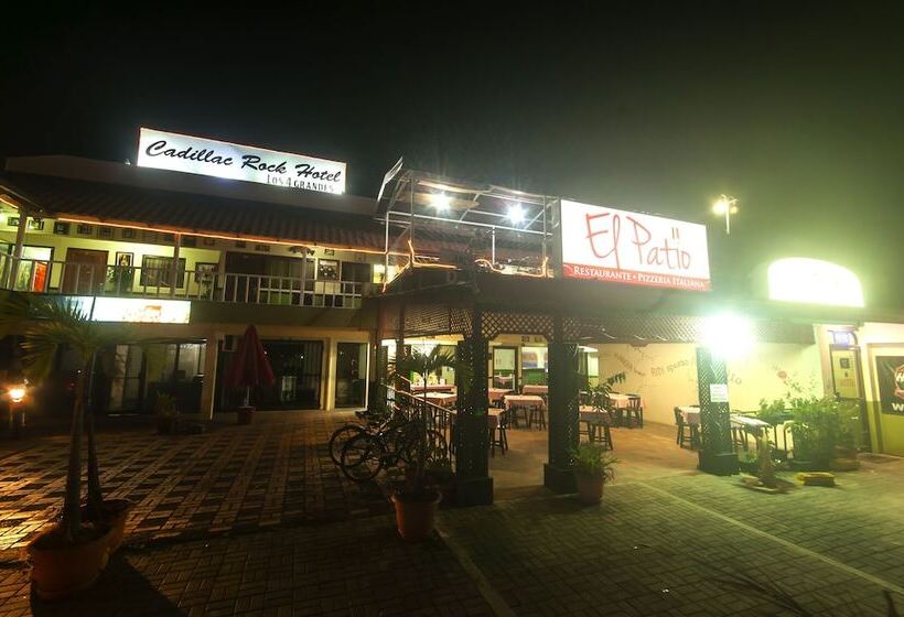 هاستل Cadillac Rock Beach