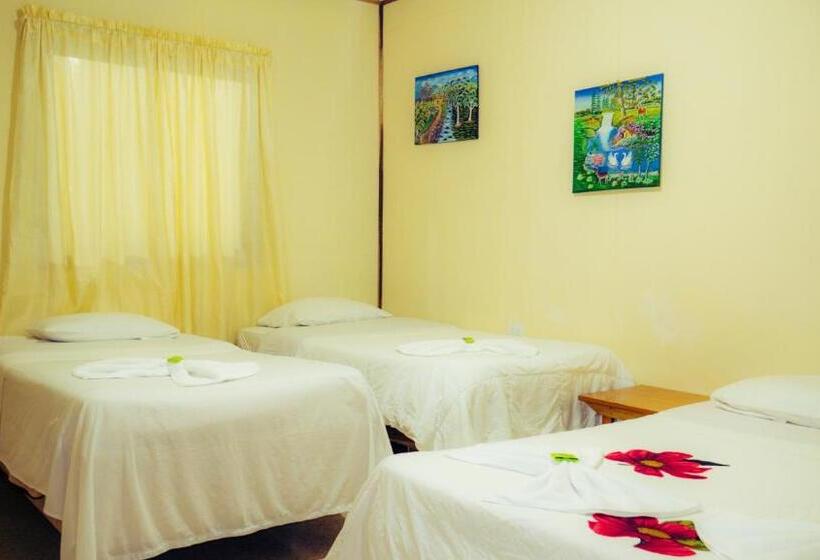 تختخواب و صبحانه Monte Los Lirios Lodge
