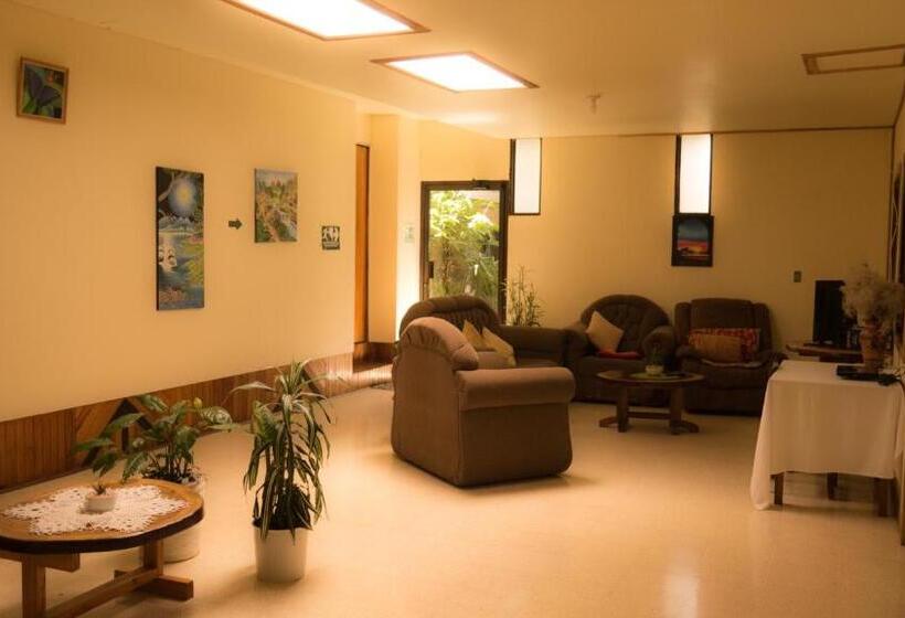 تختخواب و صبحانه Monte Los Lirios Lodge