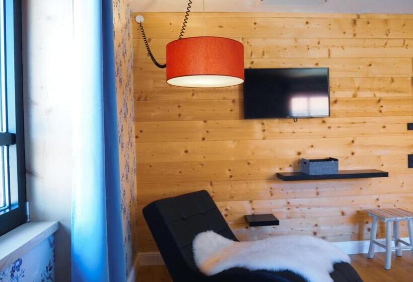 Отель Alpenliebe Design