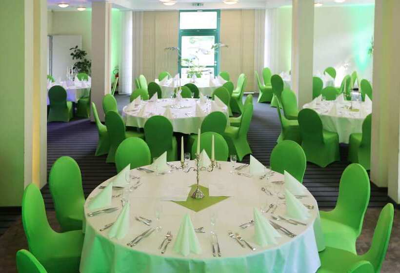 호텔 Apartments Golfpark Schlossgut Sickendorf