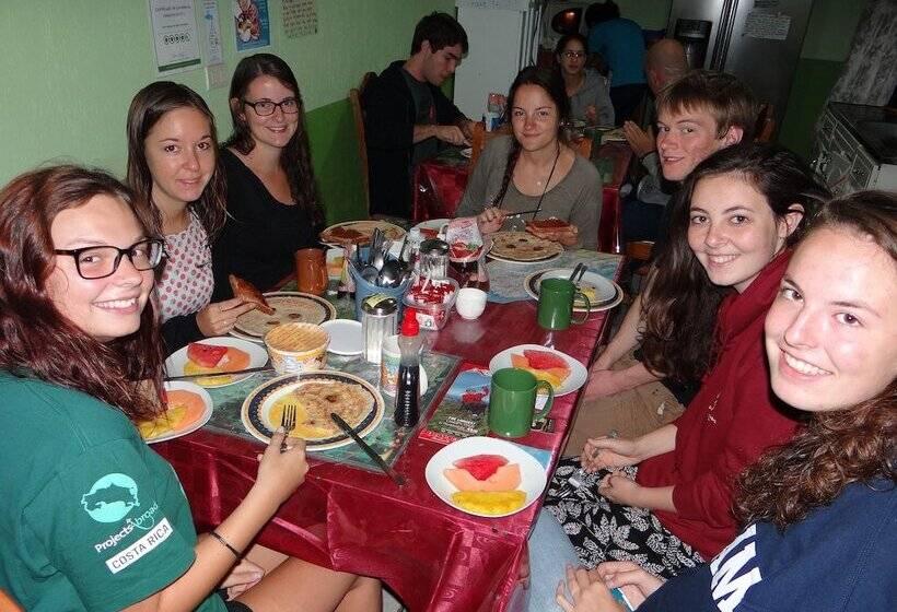 فندق & Hostel Sloth Backpackers