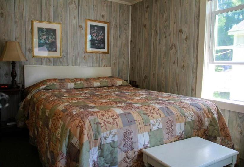 Kennebunk Gallery Motel And Cottages