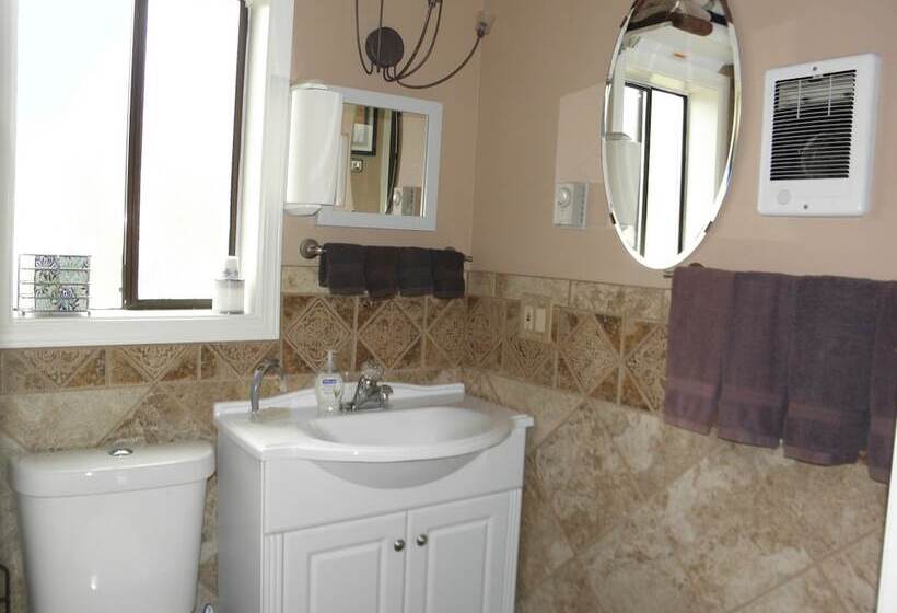 Sea Haven Motel & Guest House