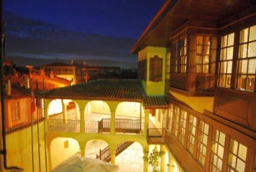 Anemon Koleksiyon Kula Otel
