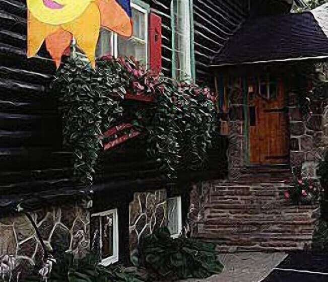 هتل Auberge Le Lupin Self Check In