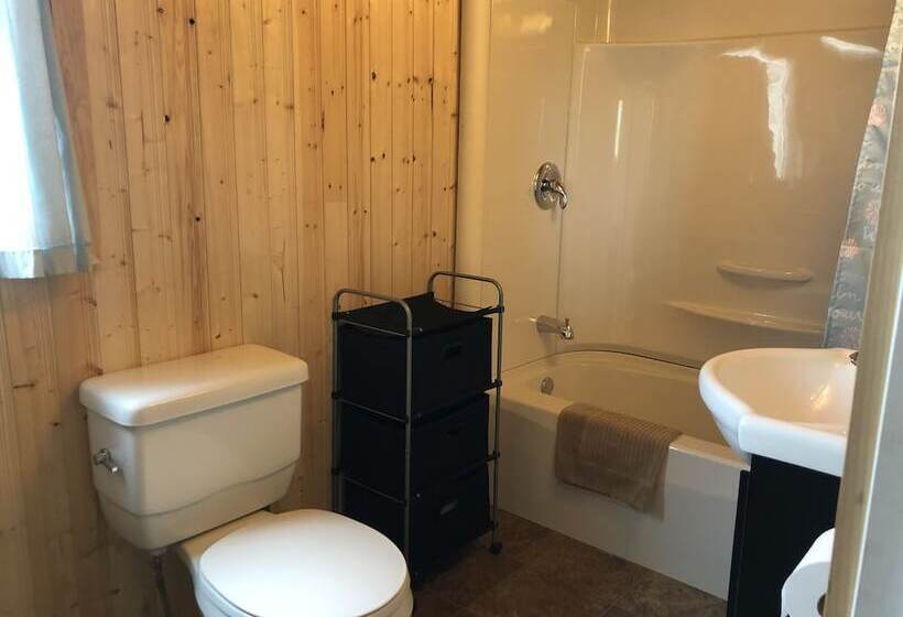 فندق Cottages On Pei Oceanfront