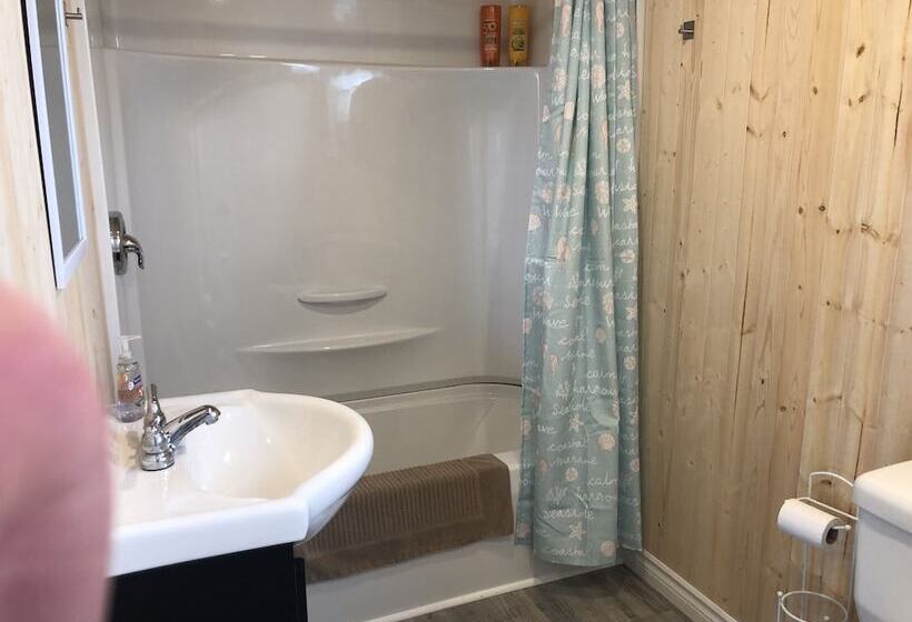 فندق Cottages On Pei Oceanfront