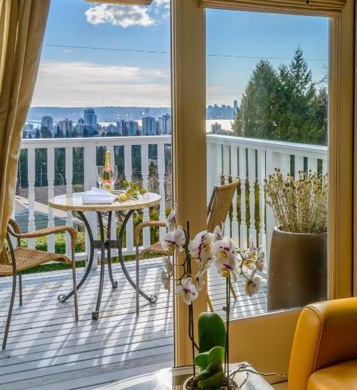 هتل Crystal S View Bed & Breakfast