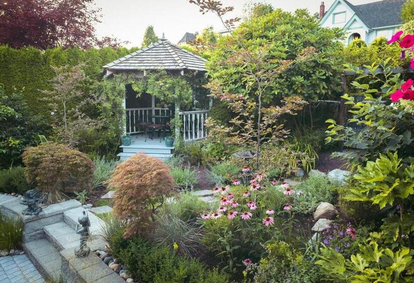 هتل Crystal S View Bed & Breakfast
