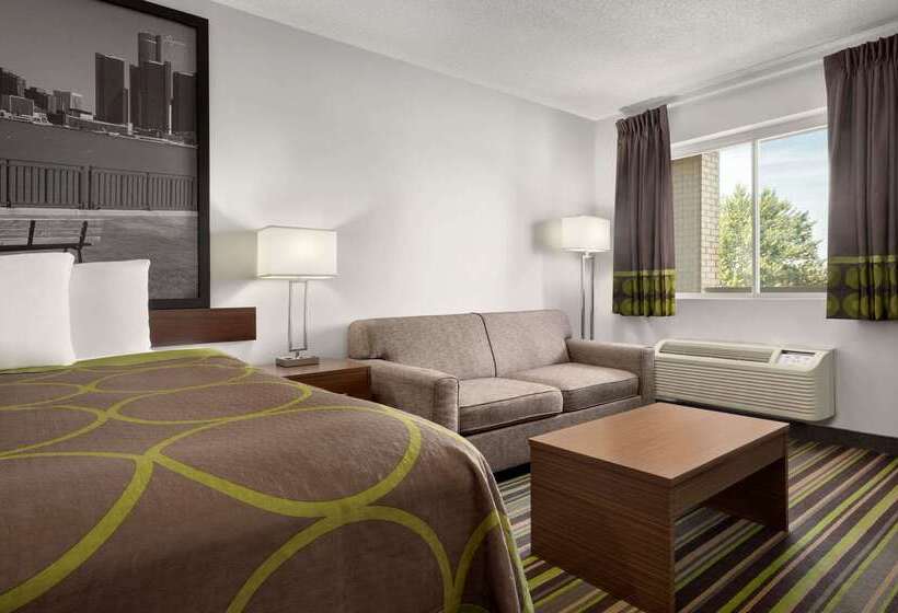 هتل Super 8 By Wyndham Windsor/dougall