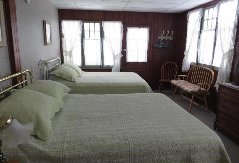 בית מלון כפרי Windspire Inn