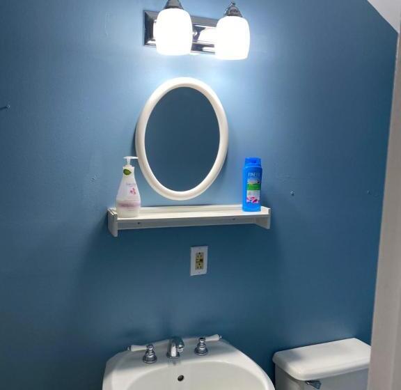 בית מלון כפרי Windspire Inn