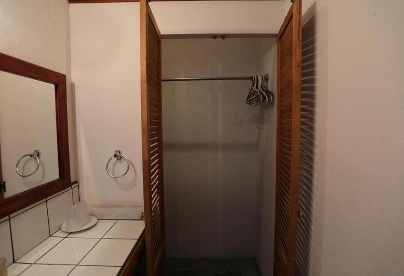 Tierra Magica B&b And Art Studio