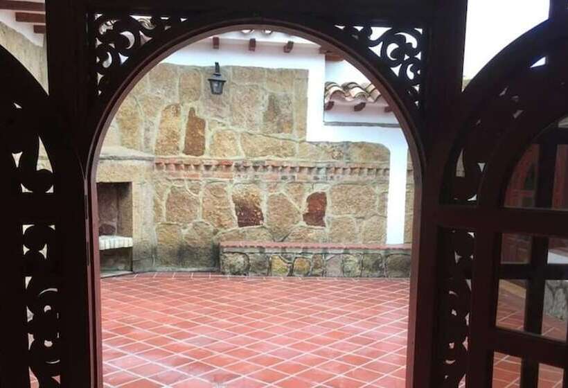 هتل Club Campestre El Bosque De La Villa