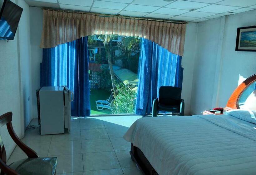 فندق La Cascada   Lago Agrio