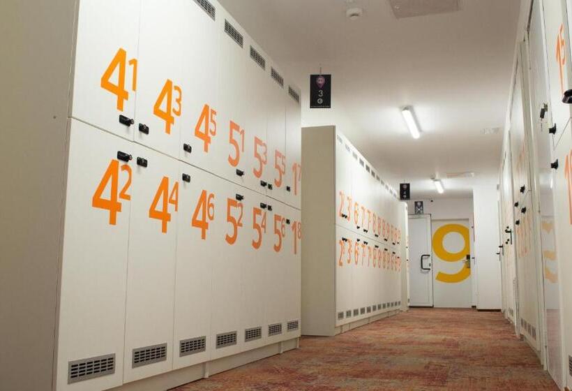 B13 Hostel
