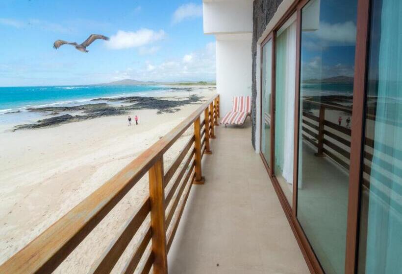 تختخواب و صبحانه Cormorant Beach House