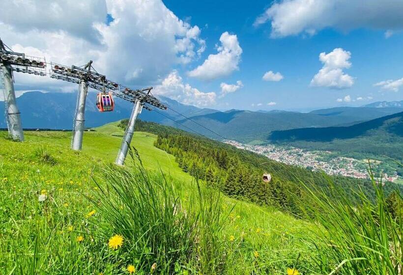 فندق Azuga Ski & Bike Resort