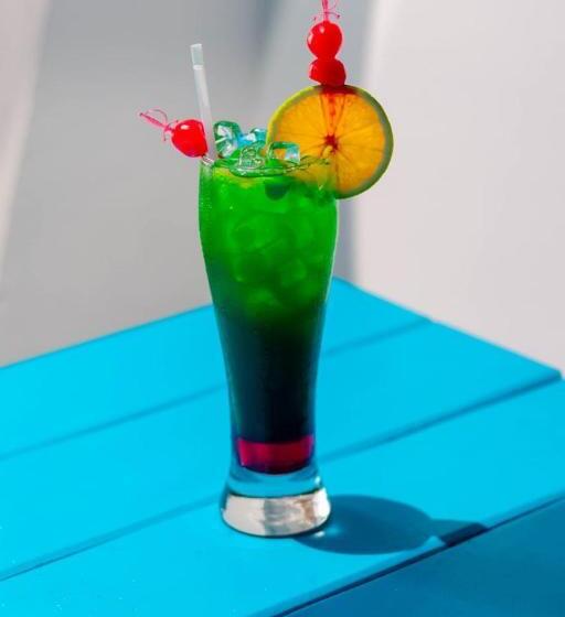 هتل Castillo Del Mar