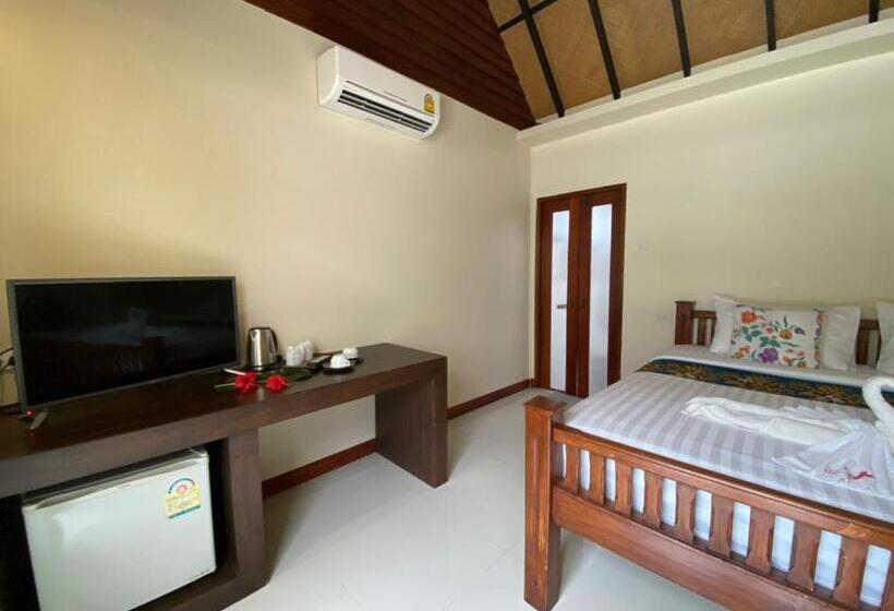 هتل Chunut House Resort