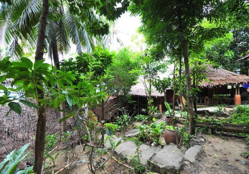 هتل Chunut House Resort