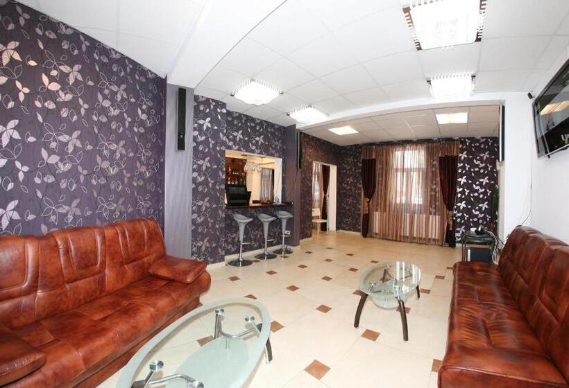 هتل City Garden Rooms And Apartments