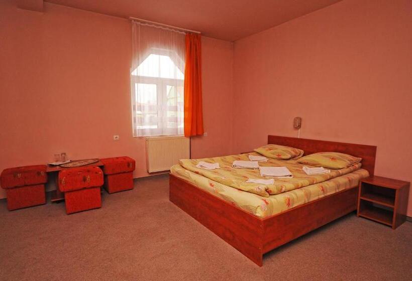 Imola Motel