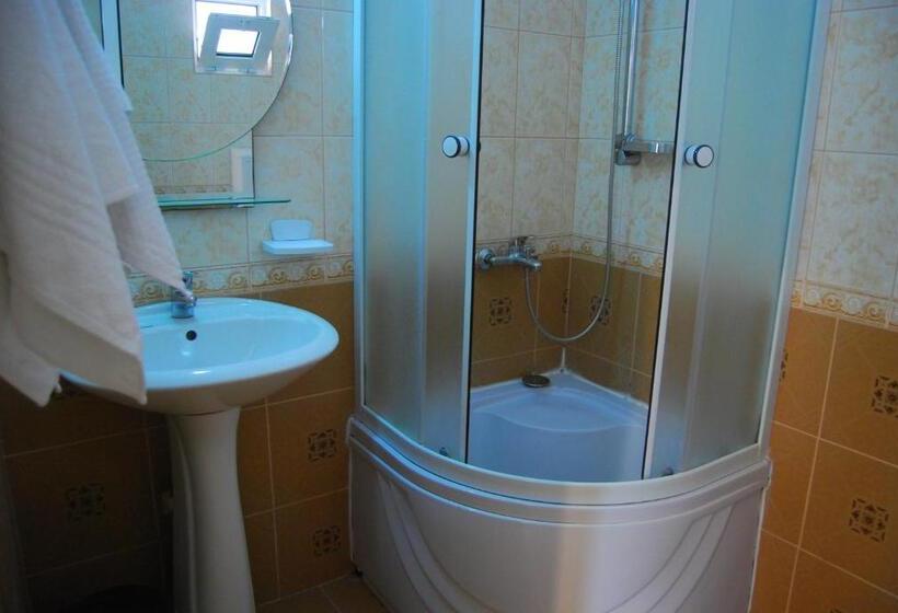 استراحتگاه Vila Casa Leul