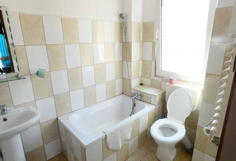 Taxi Hostel