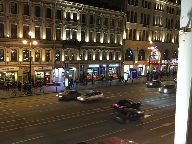 هتل Travelto Nevskiy 98