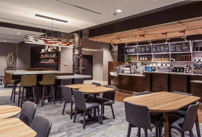 Отель Courtyard By Marriott Ardmore