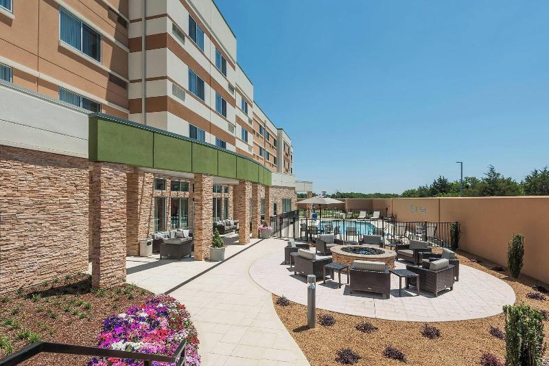 Отель Courtyard By Marriott Ardmore