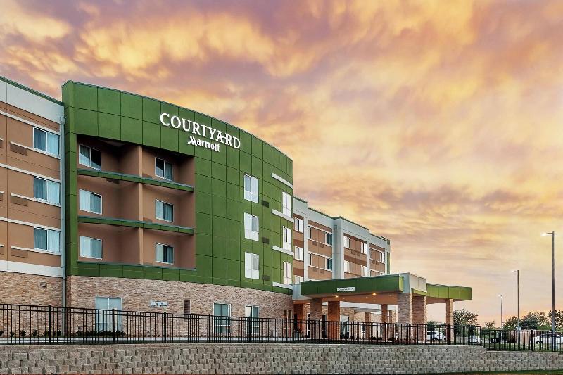 Отель Courtyard By Marriott Ardmore