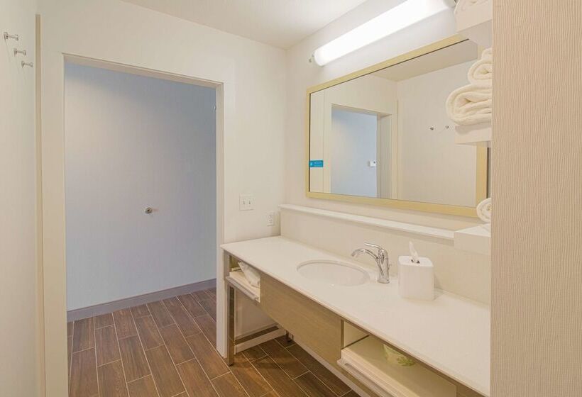 فندق Hampton Inn Crestview South  I10