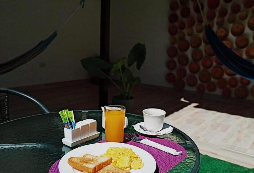 هتل Ocean Taganga Internacional