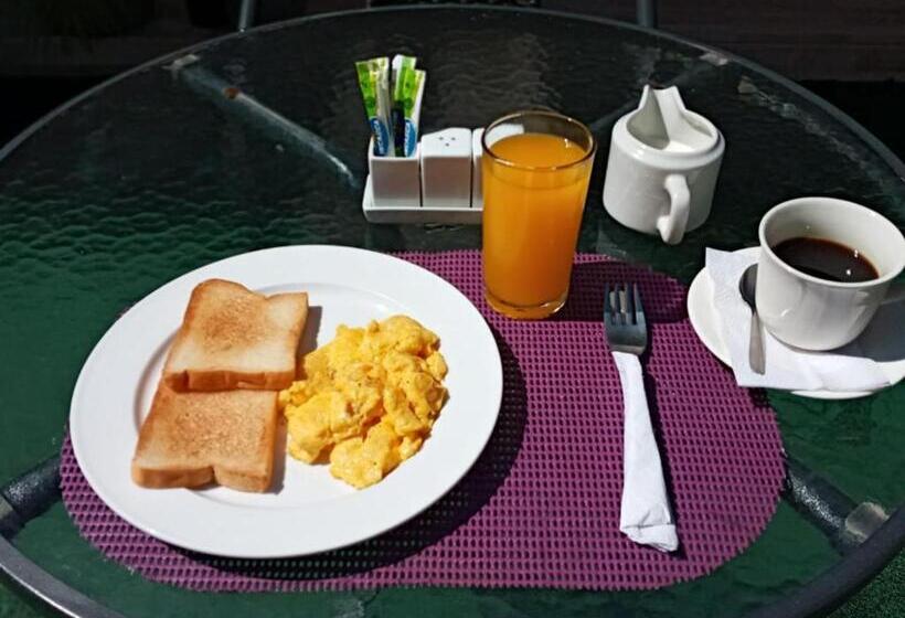 هتل Ocean Taganga Internacional