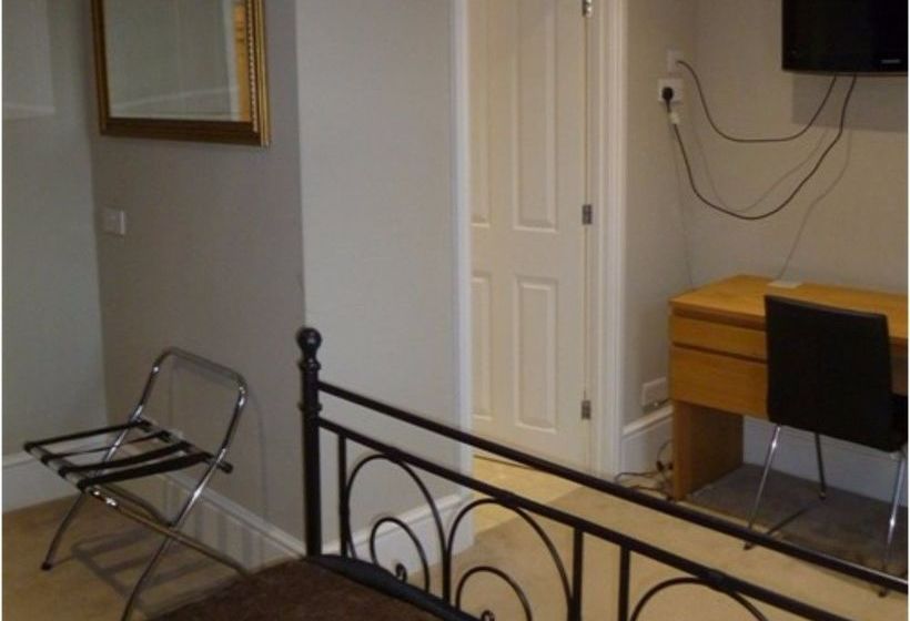 בית מלון כפרי Red Kite House