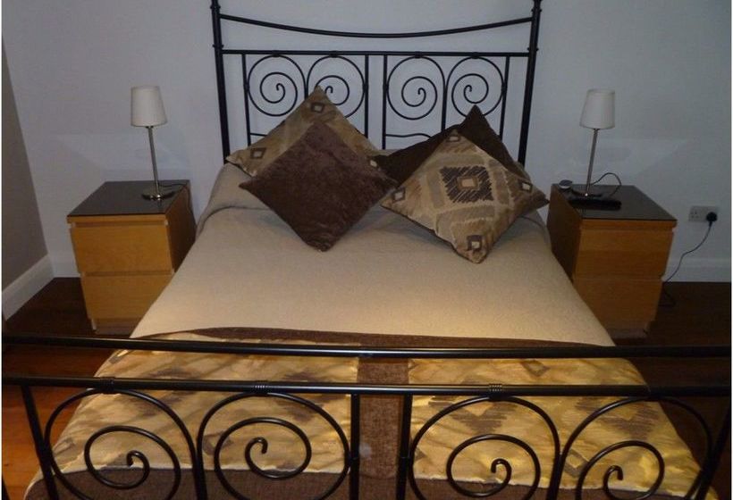 בית מלון כפרי Red Kite House