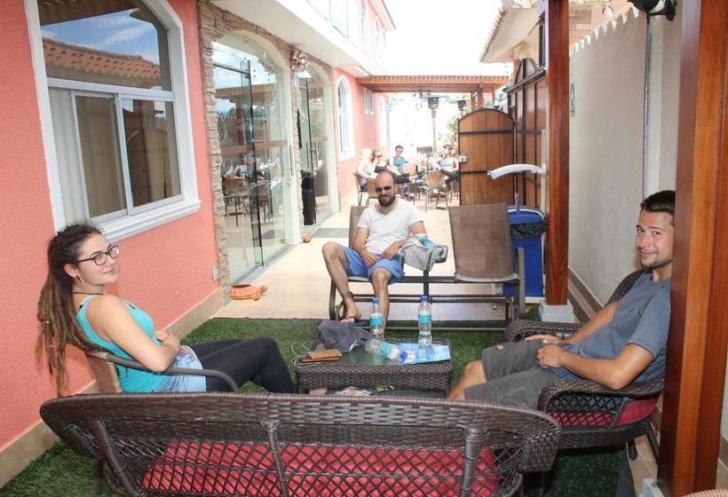 هتل Tababela Land