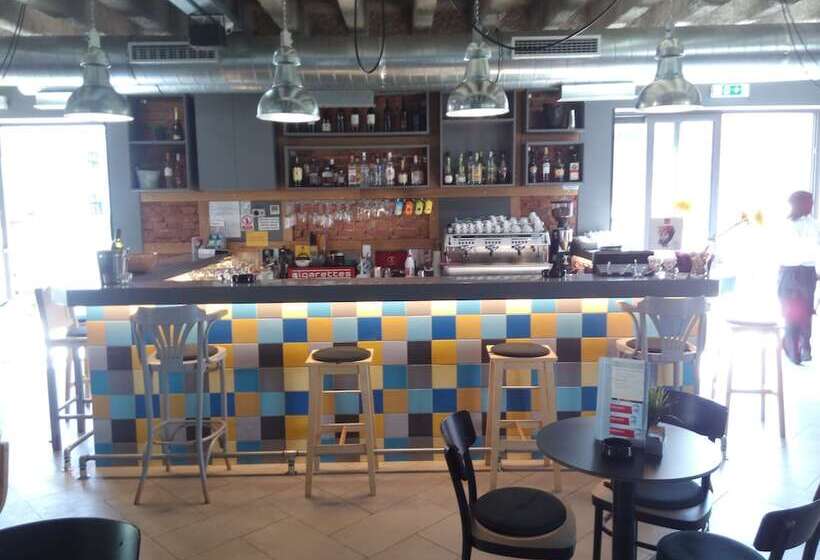 فندق The Loop