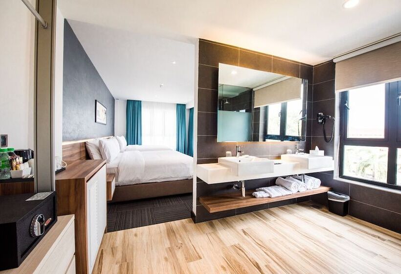 فندق The Smith House