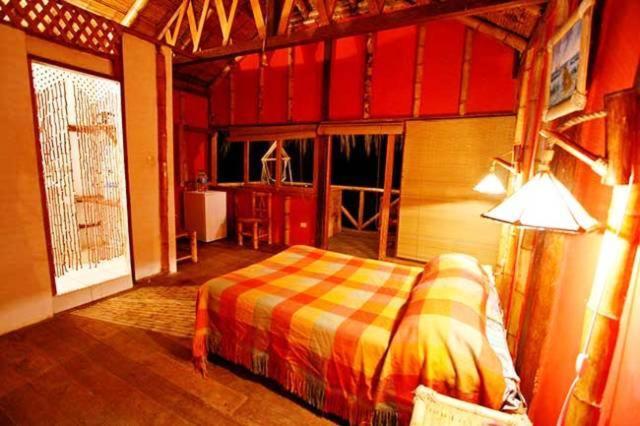 Отель Bamboo Lodge