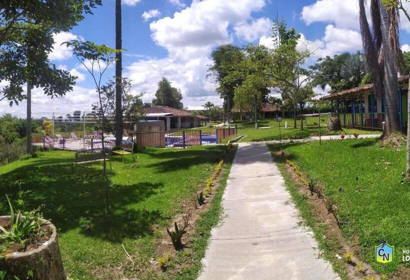 هتل Campestre Los Nogales