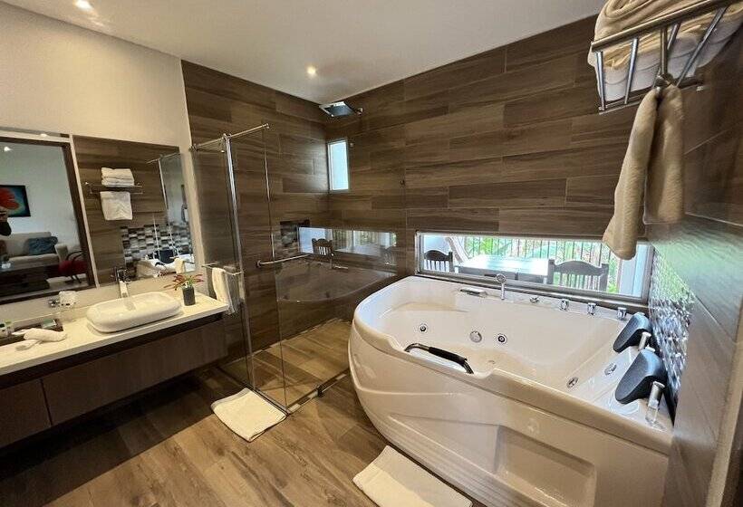 هتل Campestre Montecarlo