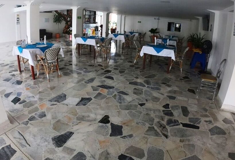 هتل Caquetá Real Hsc