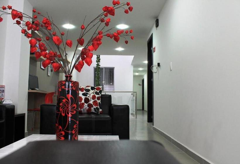 هتل Guadalupe Plaza