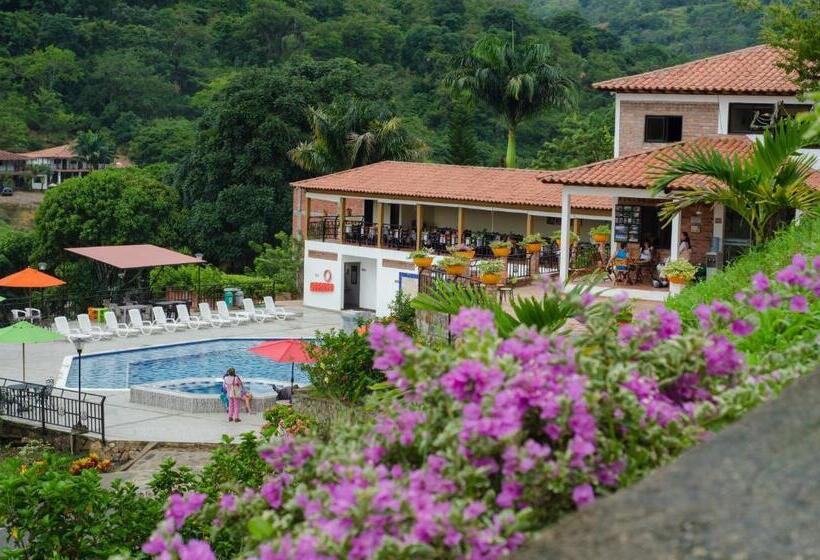 هتل La Montaña San Gil