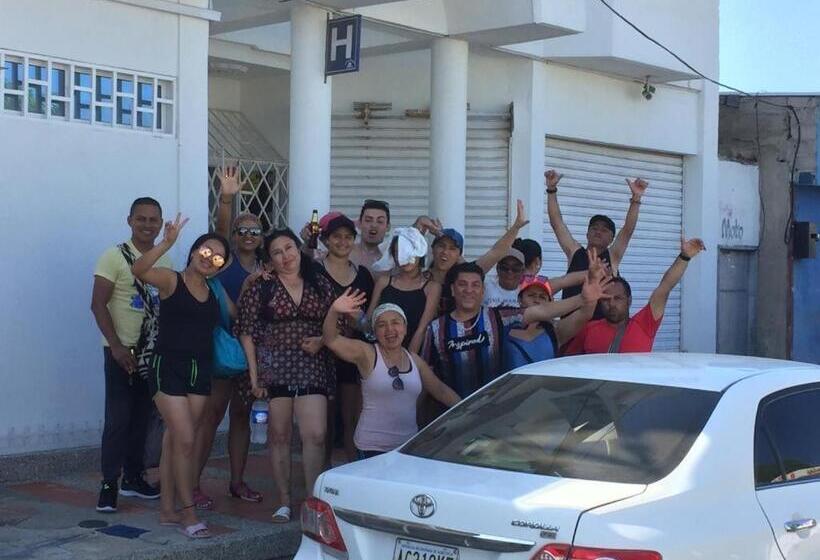 هتل Monaco De Riohacha