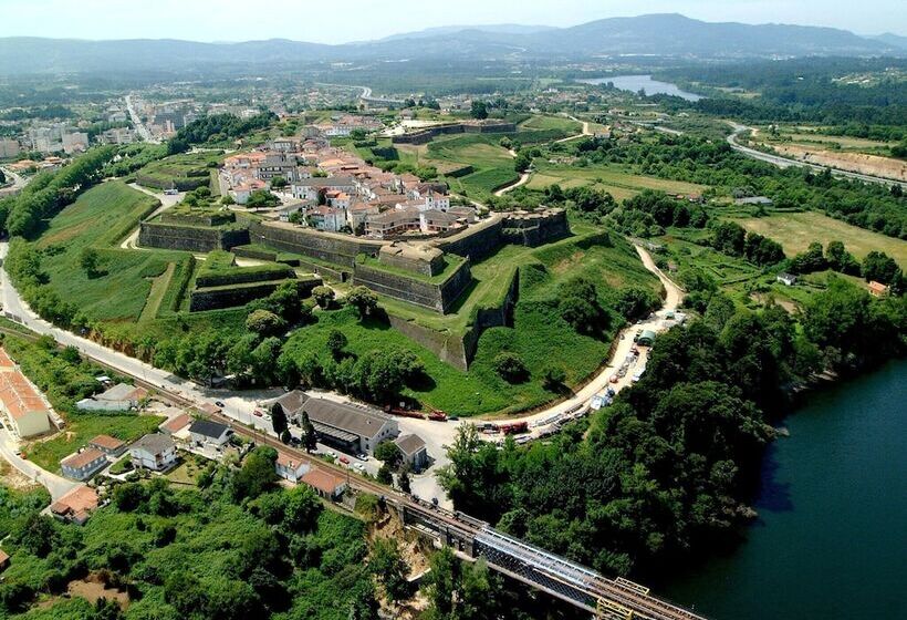 هتل Quinta Do Caminho, Al